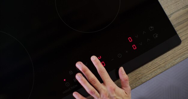 ارائه اجاق گاز رومیزی با دیزاین منحصر به فرد