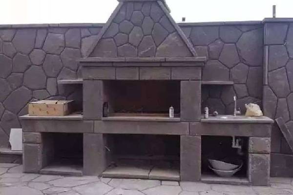 باربیکیو سنگی کلاسیک