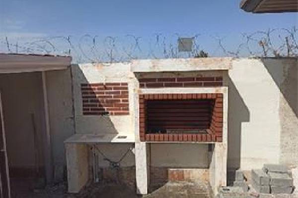 باربیکیو سنگی مدرن با طراحی انعطافپذیر