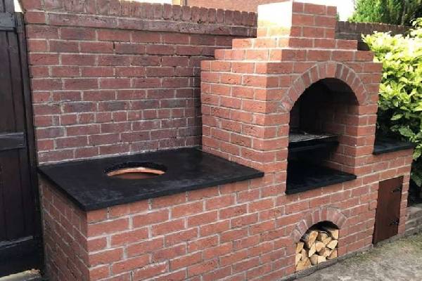 باربیکیو سنگی با قفل زیر ساخته شده از مواد با کیفیت