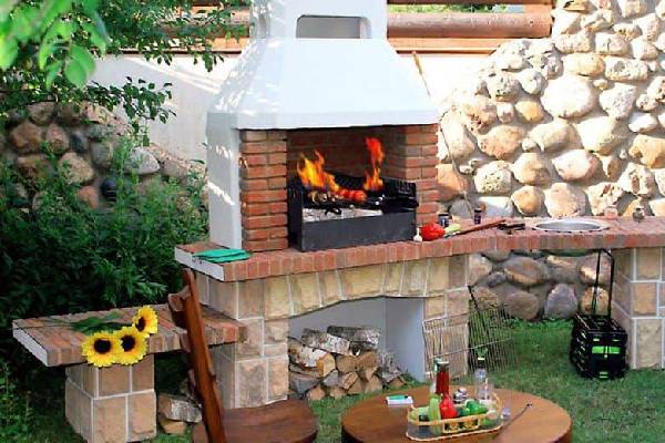 باربیکیو سنگی اکولوژیک